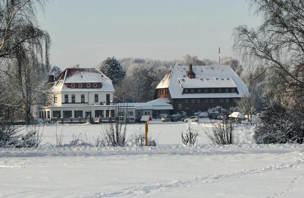 Akzent Hotel Cordes&Restaurant am Rosengarten Sottorf Buitenkant foto